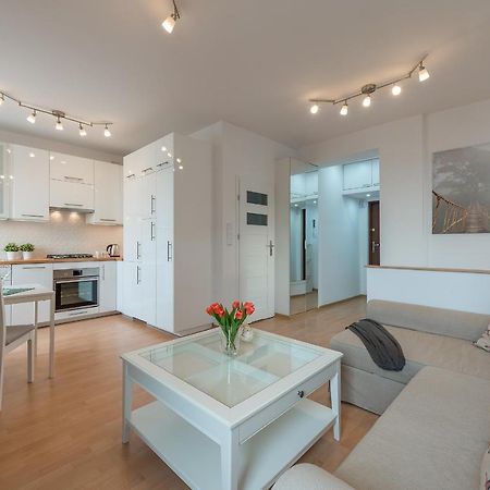 Szczesliwice Ochota P&O Serviced Apartments Warszawa Exteriör bild